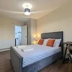 Near City Centre Private Bath Free Parking Dom wakacyjny *