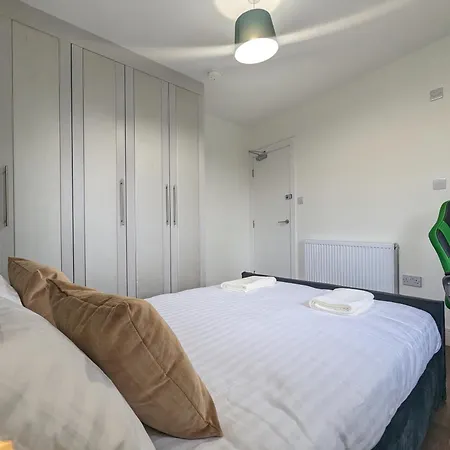 Dom wakacyjny Near City Centre Private Bath Free Parking York