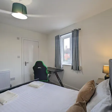 Dom wakacyjny Near City Centre Private Bath Free Parking *