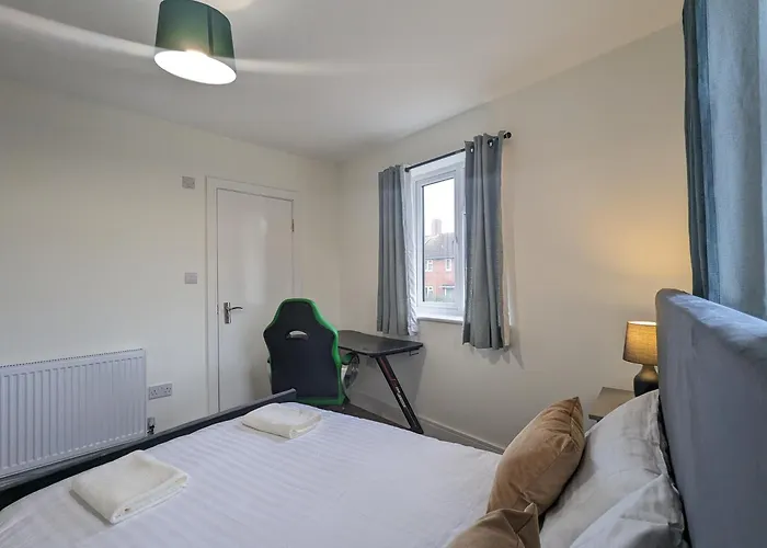 Дом отдыха Near City Centre Private Bath Free Parking *