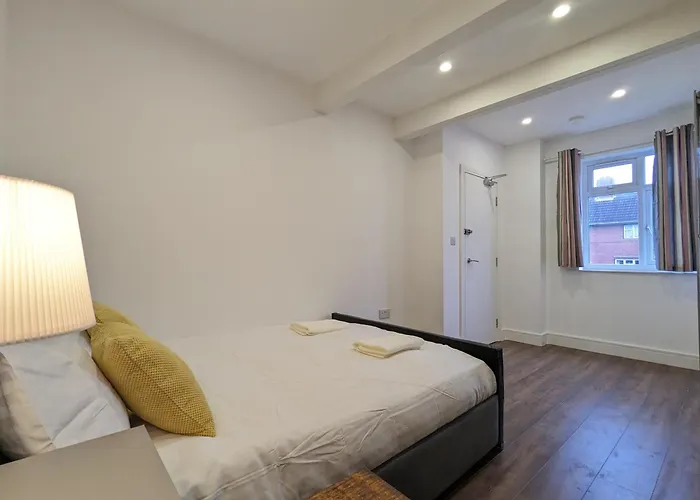 Near City Centre Private Bath Free Parking Дом отдыха Йорк