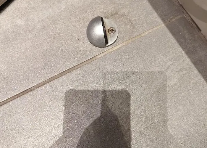 Near City Centre Private Bath Free Parking Дом отдыха