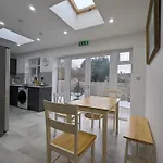 Near City Centre Private Bath Free Parking * York