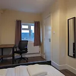 Near City Centre Private Bath Free Parking * York